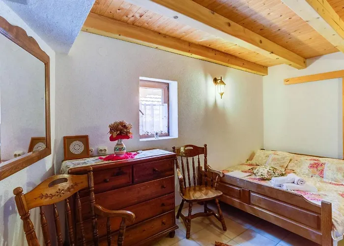 Vikendica Lovely In With Kitchen *