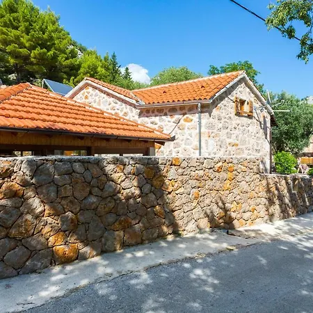 Stunning In With Sauna Feriehus Starigrad Paklenica